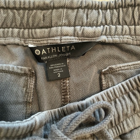 Athleta Women’s Farallon Vintage Washed Dark Gray Jogger Pants, Size 2 - Picture 5 of 6